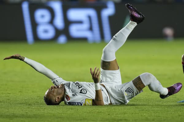 Neymar prežíva v Santos vydarenú seźonu