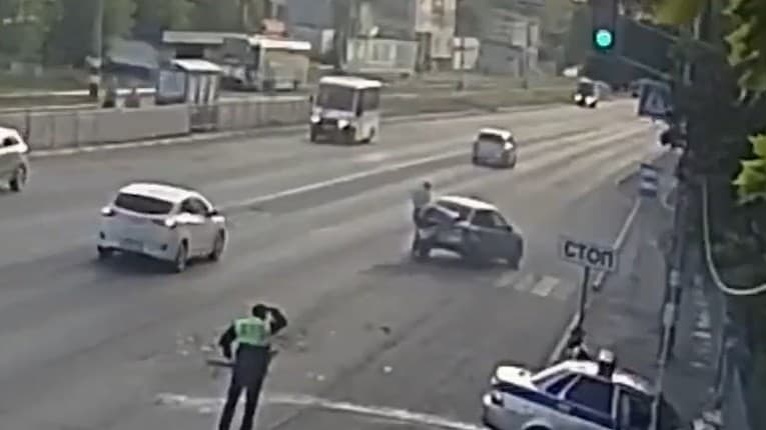 Nevydarená policajná naháňačka v Uljanovsku: Neuveríte, čo policajti prehliadli!