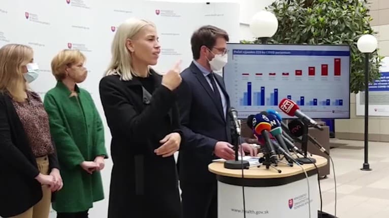 Infektologička vysvetlila, ako sa bude na Slovensku očkovať treťou dávkou: Pozor, títo ľudia na ňu nemajú nárok!