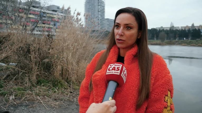 Czoborová si užíva slnkom zaliate pláže Thajska, no čo jej rodičia? Zora myslela na všetko, jej slová vás pobavia