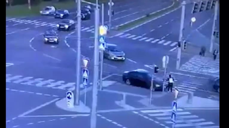 Neskutočné! Ďalší vodič v Bratislave zrazil chodca: Hrôzostrašné zábery len pre silné povahy