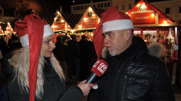 Známy šéfkuchár vyskúšal pochúťky na vianočných trhoch v Bratislave: Týchto 5 jedál si dajte!