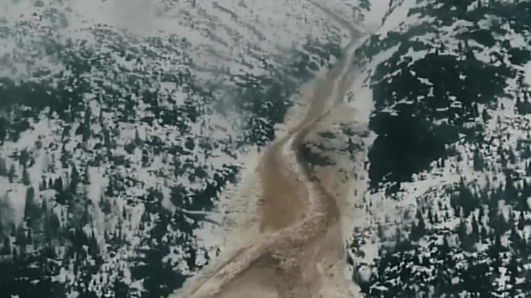 V Žiarskej doline padla lavína, zachytili ju kamery: Pri pohľade na ohromujúcu masu snehu zo seba nevydáte ani hlásku!