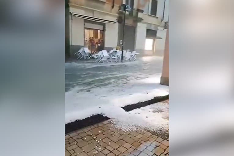 Ulice v Miláne sa zmenili na ľadovú rieku: Taký extrém ste ešte nevideli!