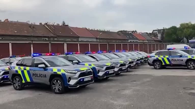 Policajti dostali nové fára: Sledujte tie mašiny, na tomto budú chytať zločincov!