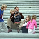 Sienna Miller a Jude Law tvorili krásny pár, kým sa do všetkého nezamiešala opatrovateľka ich detí.