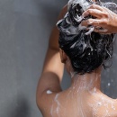 Z tohto šetrného spôsobu umývania profitujú všetky typy vlasov, aj vaša peňaženka!