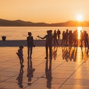 Ak sa rozhodnete pre dovolenku v Zadare, počítajte s búrlivým nočným životom.