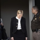 Amber Heard počas súdneho procesu v štáte Virginia. 