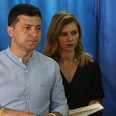 Ukrajinský prezident Volodymyr Zelenskyj s manželkou Olenou