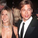 Jennifer Aniston a Brad Pitt.