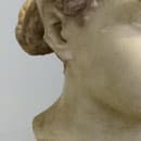 Mramorová busta Kleopatry 