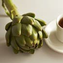 Artičokový čaj sa pije pred jedlom v dávke 2-3 šálky denne.