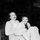 Marlene Dietrich s Claudette Colbert (1935)