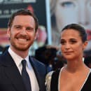 Manželia Michael Fassbender a Alicia Vikander.