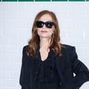 Herečka Isabelle Huppert sa nikdy neobliekla zle! 