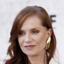 Herečka Isabelle Huppert sa nikdy neobliekla zle! 