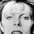 David Bowie je pýchou Angličanov aj dávno po svojej smrti.