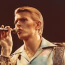 David Bowie je pýchou Angličanov aj dávno po svojej smrti.