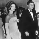 John F. Kennedy a Jackie Kennedy mali komplikovaný vzťah.