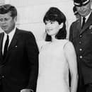 John F. Kennedy a Jackie Kennedy mali komplikovaný vzťah.