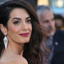 Kráska z Libanonu, Amal Clooney, ohuruje nielen svojou krásou, ale  aj štýlom.