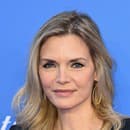 Herečka Michelle Pfeiffer je stále očarujúco krásna!