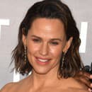 Jennifer Garner bola nádejnou chemičkou, kým ju nezlákalo divadlo. 