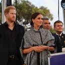 Kabát Meghan Markle v ležérnom strihu sa stal hitom!