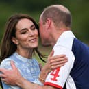 Kate a William dokazujú, že zmysel pre humor im nie je cudzí. 