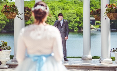 Dojímavé priznania mužov: Toto sme cítili, keď sme zbadali ženy svojich snov vo svadobných šatách!