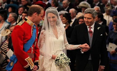 Zverejnili recept na tortu zo svadby Kate a Williama: Kráľovská a pritom tak jednoduchá!
