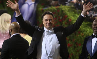 Miliardár Elon Musk sa bojí samoty! Ale vzťah, ktorý absolútne neuznáva, je vo svete horúcim trendom