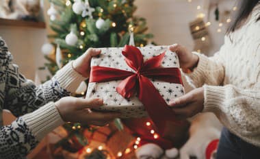 Vyberajte darčeky podľa znamenia zverokruhu: Skvelé tipy pre MUŽA aj ŽENU, ktoré sa stanú hitom Vianoc!