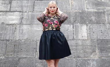 Plus-size modelka vie, čo hovorí: TOTO sú 4 najlepšie módne trendy pre ženy s krivkami!