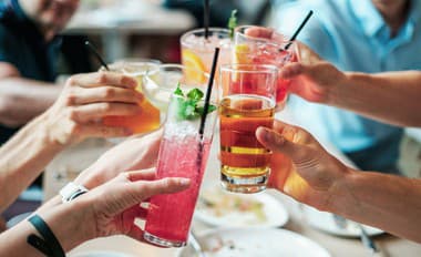 Viete o alkohole všetko? Kvíz „Pijete s rozumom?“ preverí vaše znalosti a odhalí najväčšie mýty