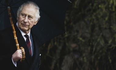 Bývalý kráľovský zamestnanec vracia ÚDER, toto Harryho zabolí: Nerozumiem, prečo svojmu otcovi KRIVDÍ, poviem vám, aký je Karol III. naozaj