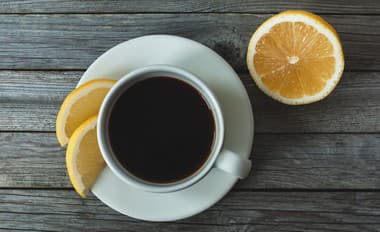 Káva s CITRÓNOM? Áno! 3 kombinácie, ktoré ako pravá kávičkárka musíte vyskúšať, budete krajšia a zdravšia!