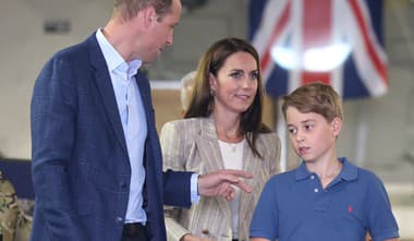 Zlé vzťahy v kráľovskej rodine sa týkajú už aj detí: Kate a William chránia malého Georga ako sa len dá, vplyv tohto človeka by mohol byť preňho TOXICKÝ