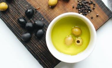 Vyprážanie s olivovým olejom: Naozaj (ne)škodí? Existujú názory ZA aj PROTI, na toto si dávajte pozor