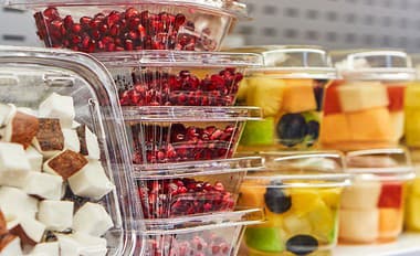 Prečo nekupovať NAKRÁJANÉ ovocie a čo so zvyškami v kuchyni? 4 užitočné tipy od babičky, ktoré vám ušetria peniaze