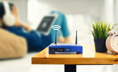 Sťažujú sa vám doma na SLABÝ wifi signál? Možno si viete rýchlo pomôcť, ukážeme, čo zaberá!