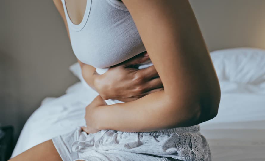 Ak si stále častejšie kladiete otázku, prečo sa vám bolesti počas menštruácie zhoršujú, tak nasledujúce riadky sú práve pre vás.