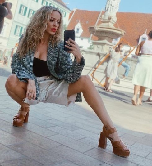 Speváčka Dominika Mirgová a jej outfity