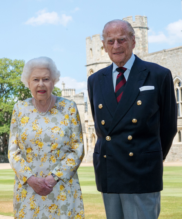 Princ Philip a kráľovná Alžbeta ll.