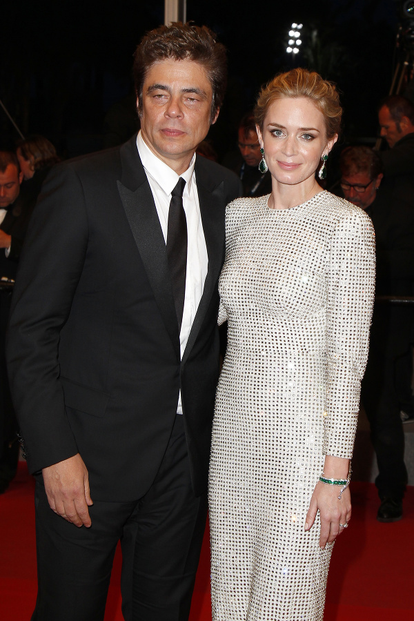 BENICIO DEL TORO, EMILY BLUNT 