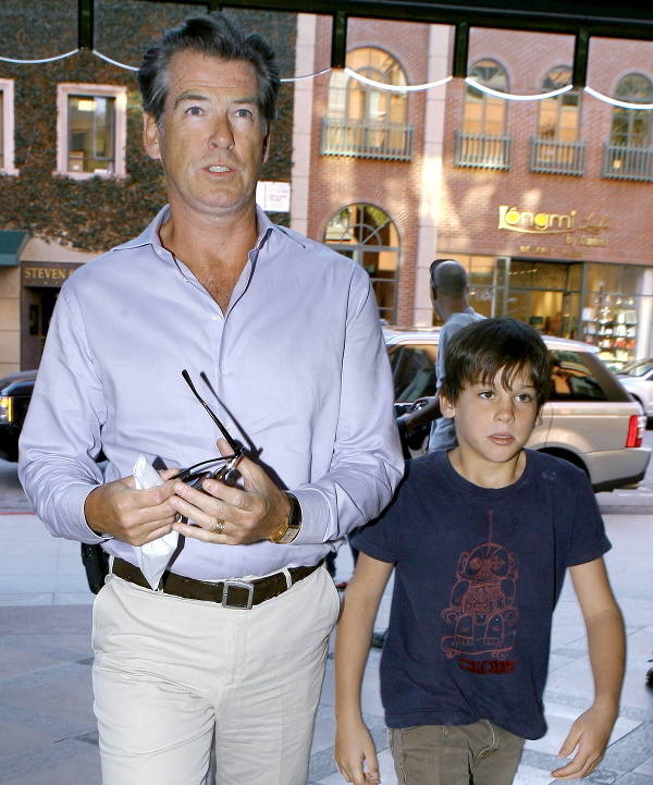 Paris Brosnan, Pierce Brosnan