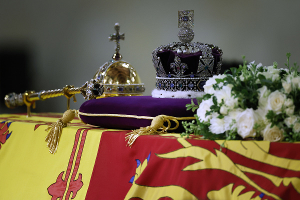 Kráľovnú Alžbetu pochovajú 19. septembra 2022