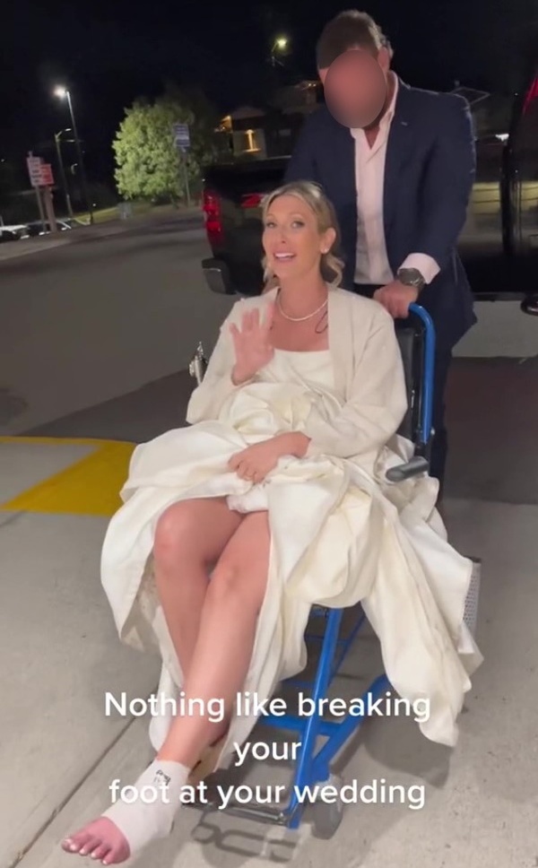 Domov sa viezla na invalidnom vozíku.
​
