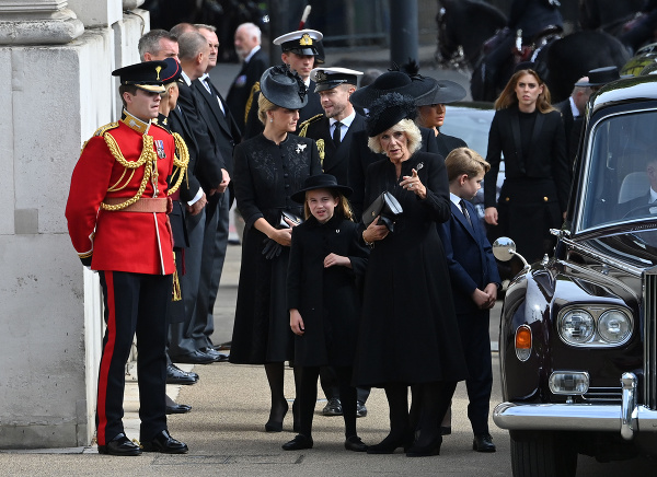 Pohreb kráľovnej Alžbety II.